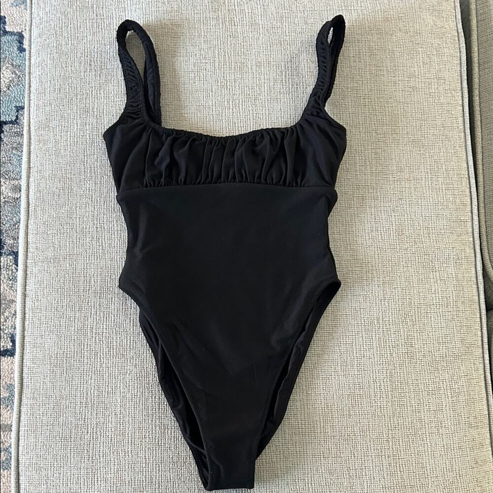 NEW Montce Zoe ruched bust high cut swimsuit in Sable black - Picture 4 of 12